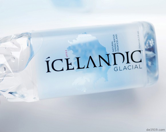 冰岛冰川水极富代表性的产品包装