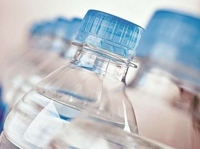 中国便利店瓶装水畅销单，瓶装水品牌销量前三是？