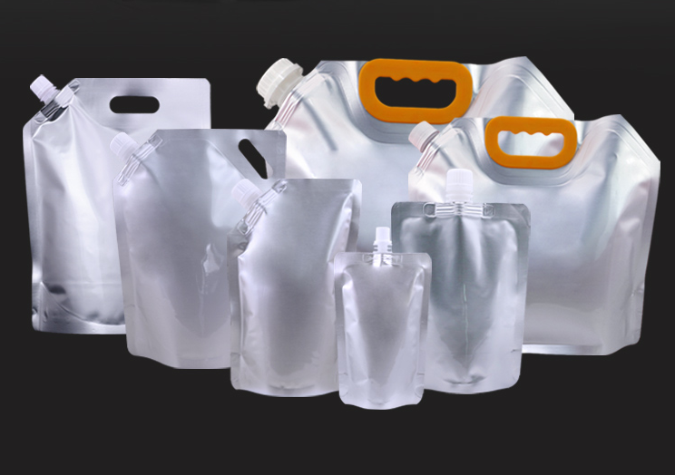 自立吸嘴袋应用广泛，自立袋装水也适合