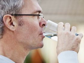 矿泉水、纯净水、天然水，到底有什么区别？